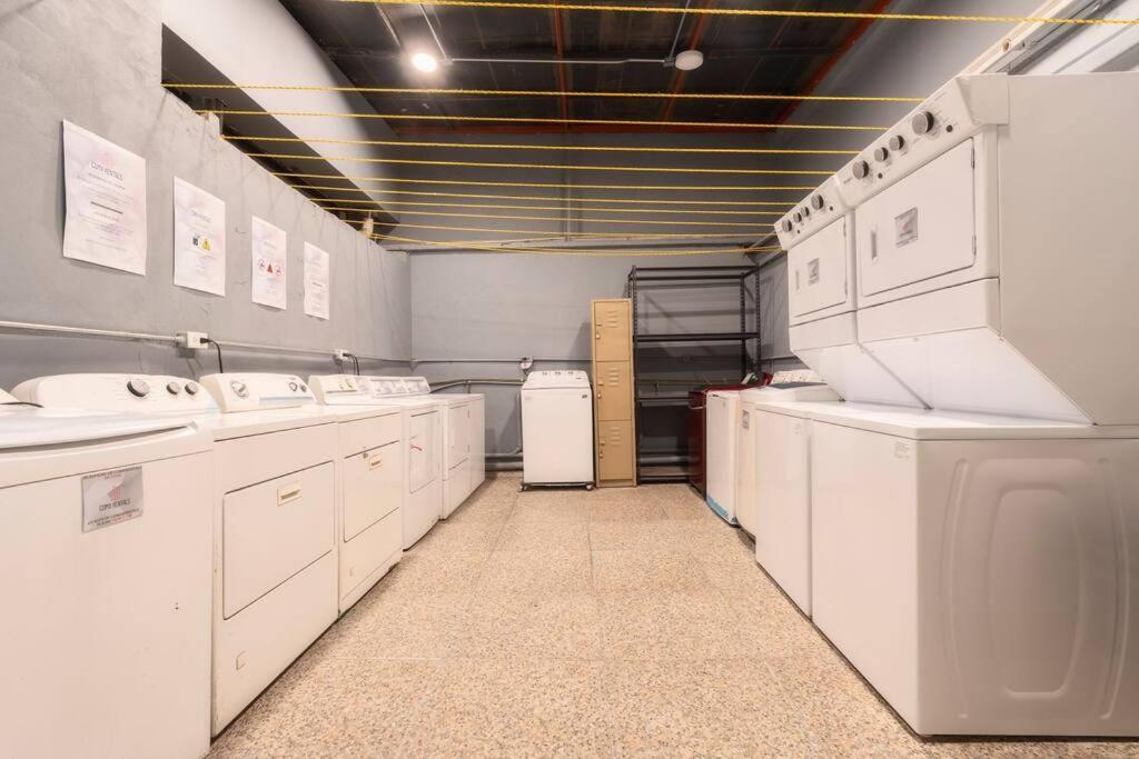 406 Location 2bdrm 2baths Ac Rooftop * Mexico